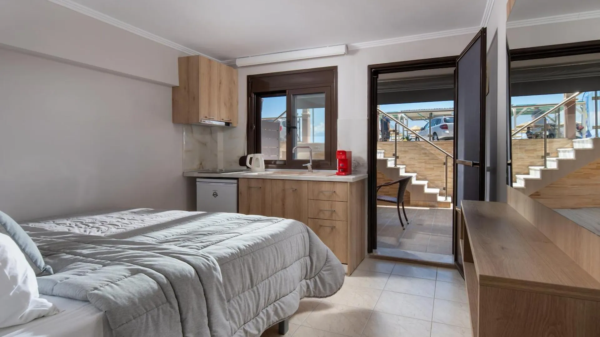 House Kostas On The Beach Сарти