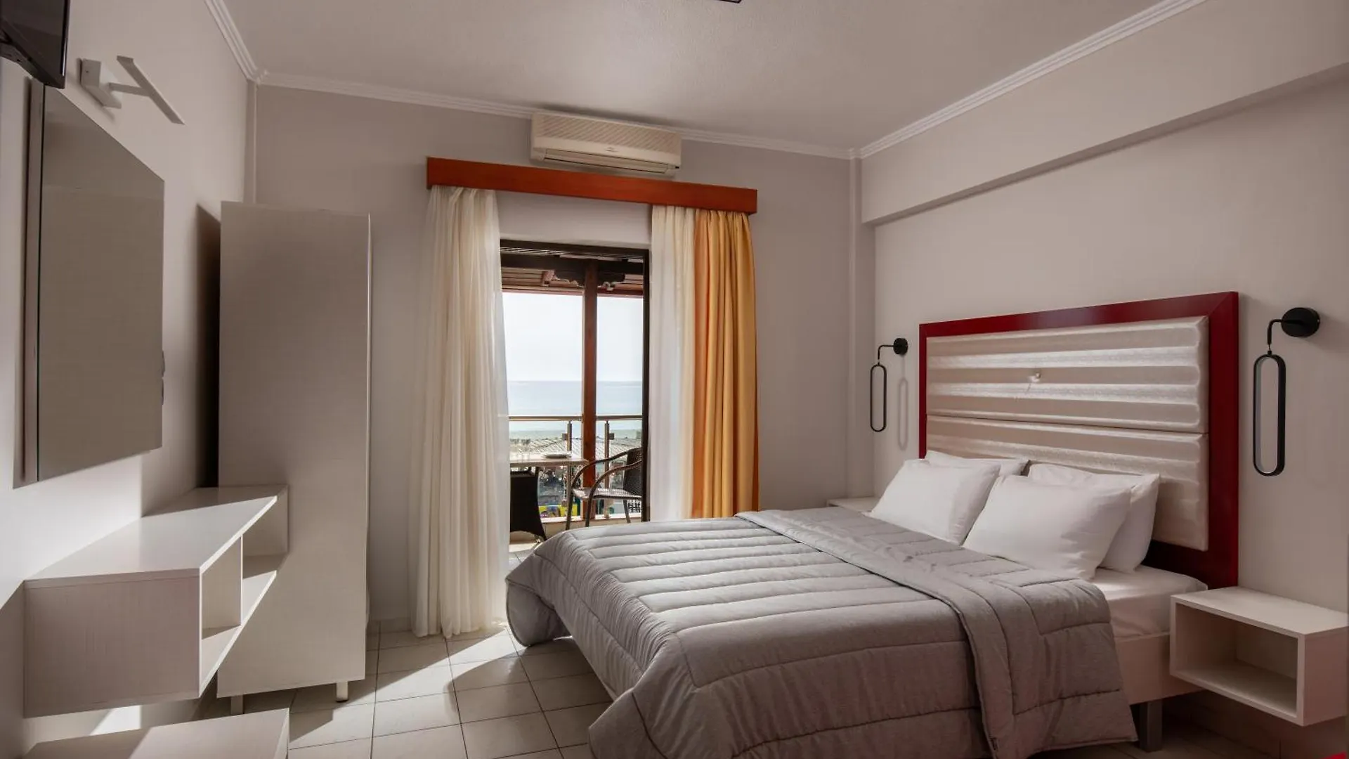 House Kostas On The Beach Сарти Апарт-отель