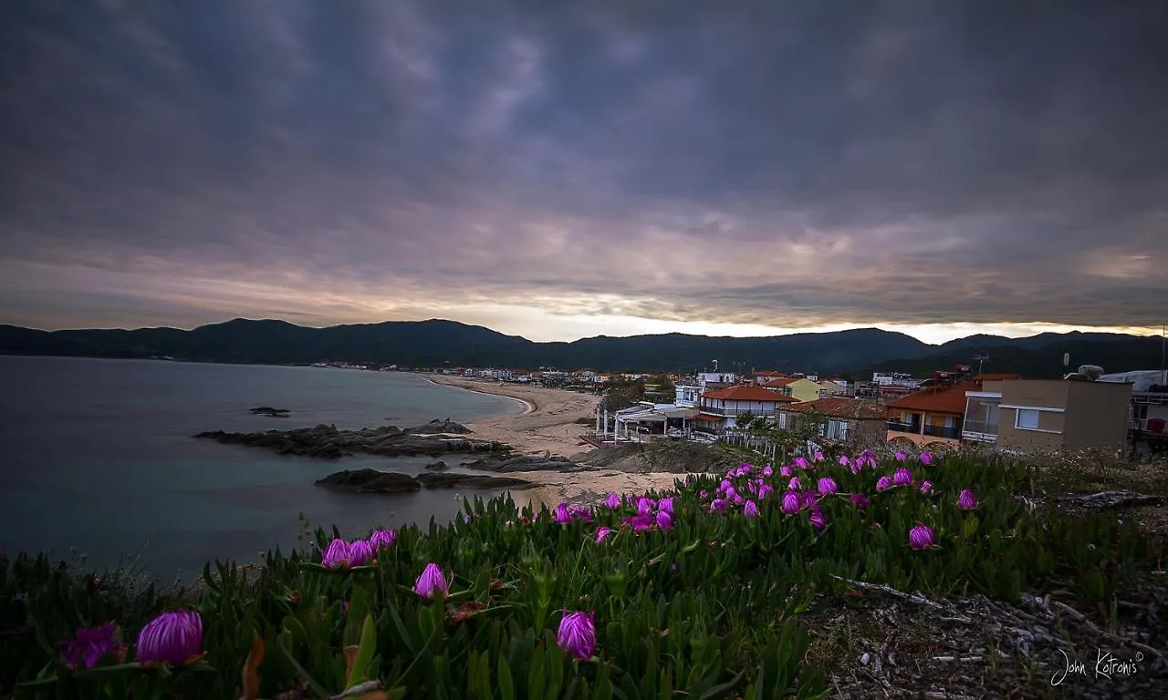 Aparthotel House Kostas On The Beach Sarti Greece