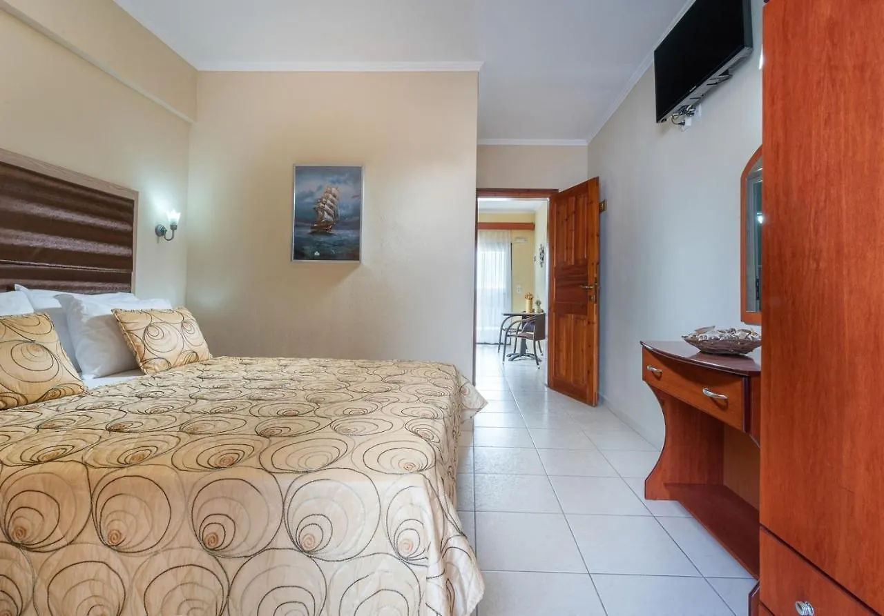 House Kostas On The Beach Sarti